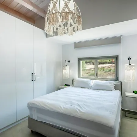 Sunrise Villa *