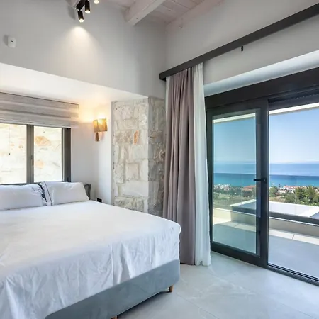 Sunrise Villa *